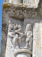 Lescure-d'Albigeois, Eglise St-Michel, Portail, Chapiteaux, Adam et Eve (2)
